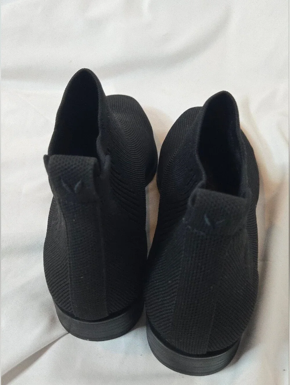 Vivaia Black Square Toe Water Repellant Slip-On Women’s 38/7.5 Chelsea Boots